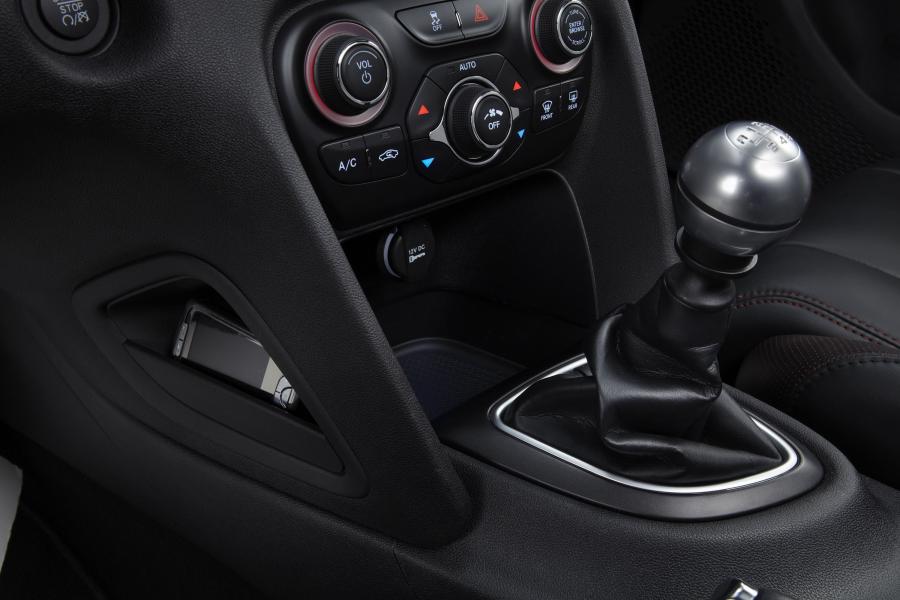  Dodge Dart 2012 года  (фото 9 из 145)